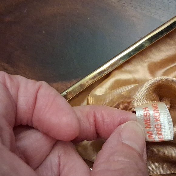 Made In Hong Kong Gold Sequined Bag - Picture 14 of 16